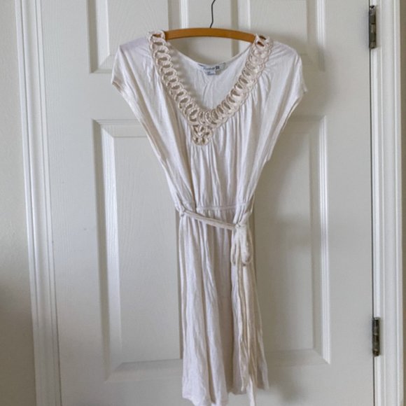 Forever 21 Dresses & Skirts - Forever 21 Basic Boho Ivory Casual Summer Dress